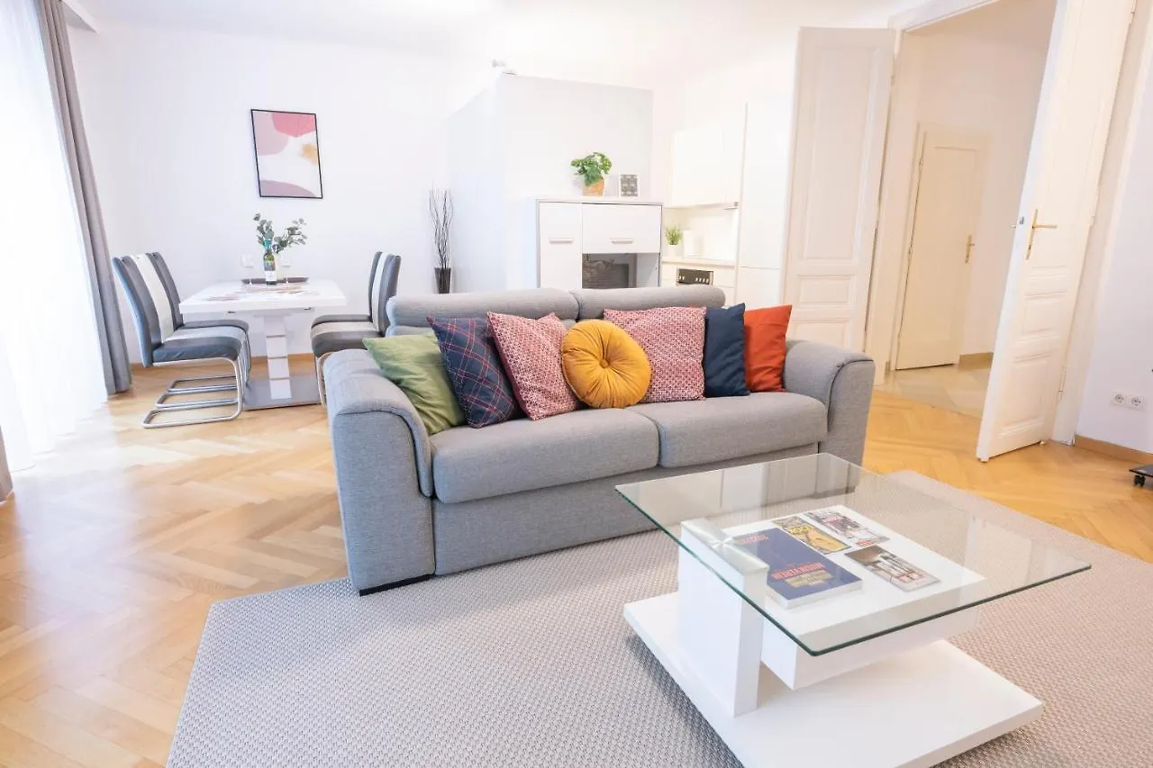 Apartmán Moulin Rouge Suite Vídeň Rakousko