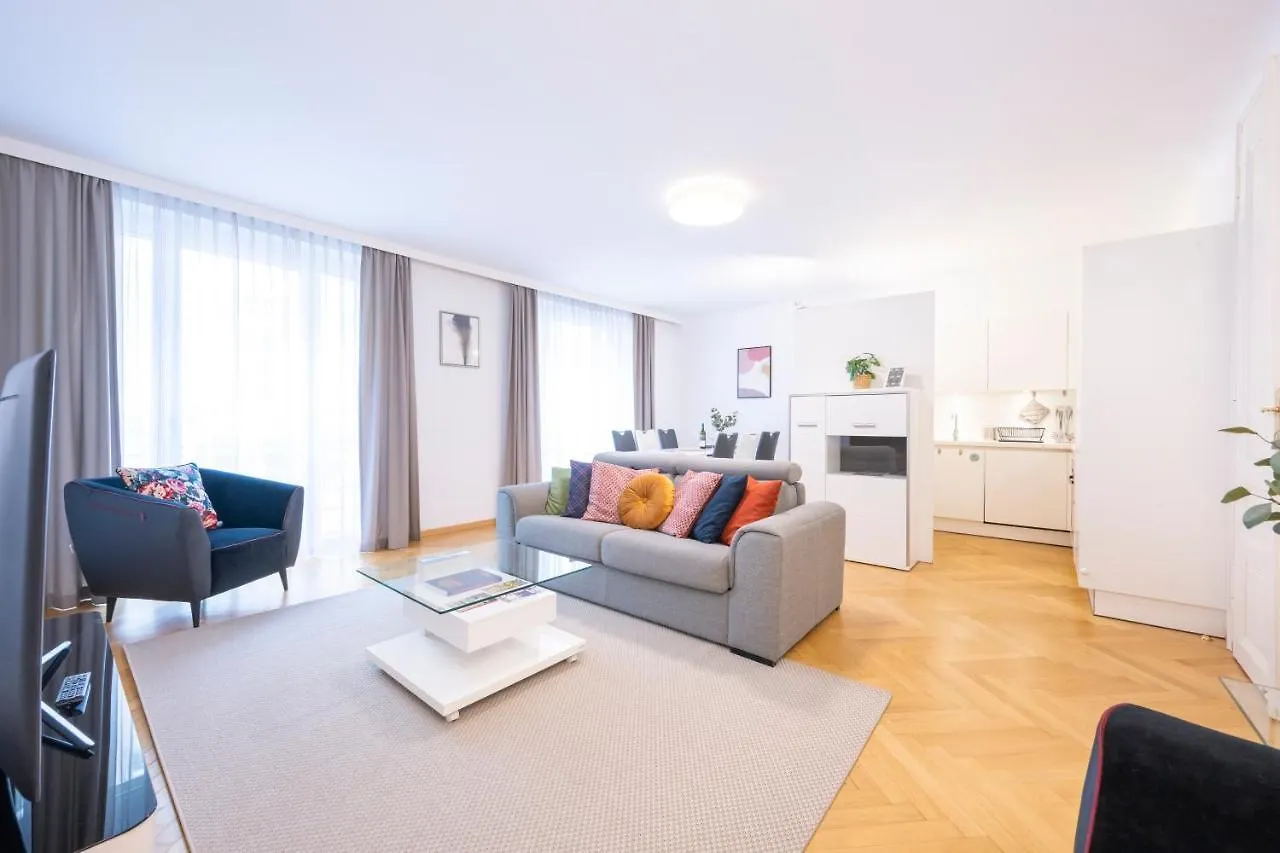 Moulin Rouge Suite Vídeň Apartmán