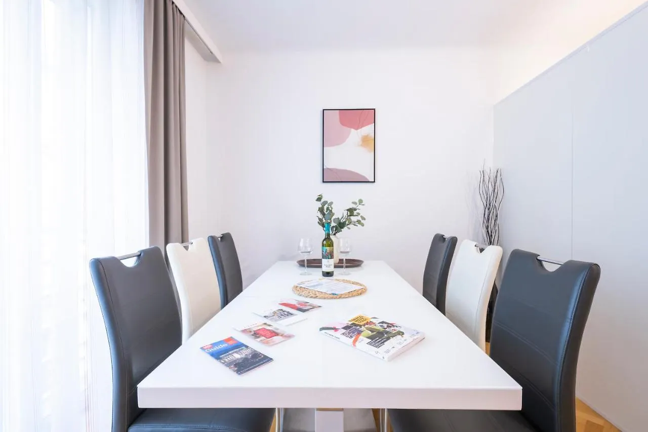 Appartement Moulin Rouge Suite Vienne