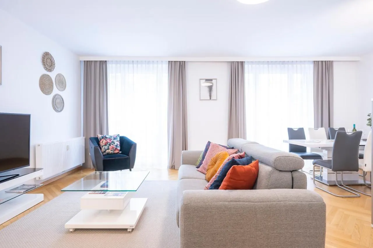 Appartement Moulin Rouge Suite Vienne