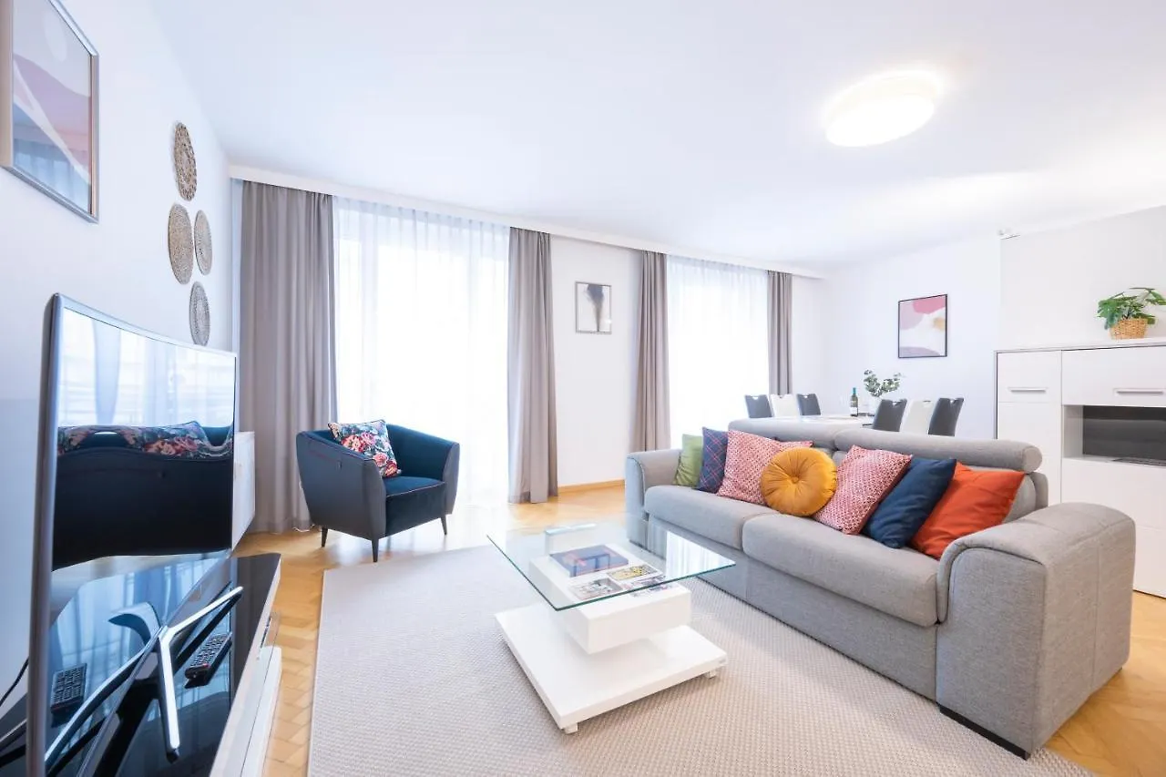 Moulin Rouge Suite Vienne Appartement